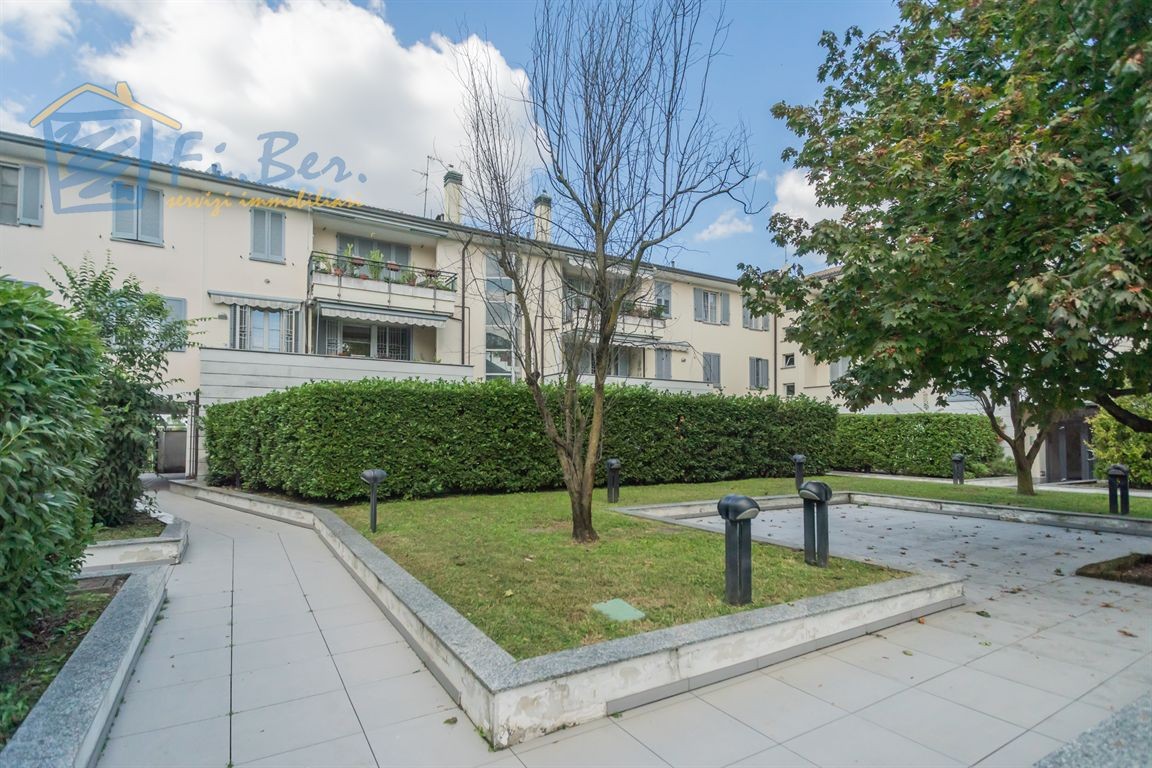 Pioltello zona Vecchia - Ampio 3 Locali con Box